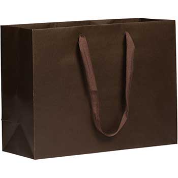 JAM Paper Heavy Duty Kraft Matte Gift Bag, 17&quot; x 13&quot; x 6&quot;, Chocolate Brown Recycled